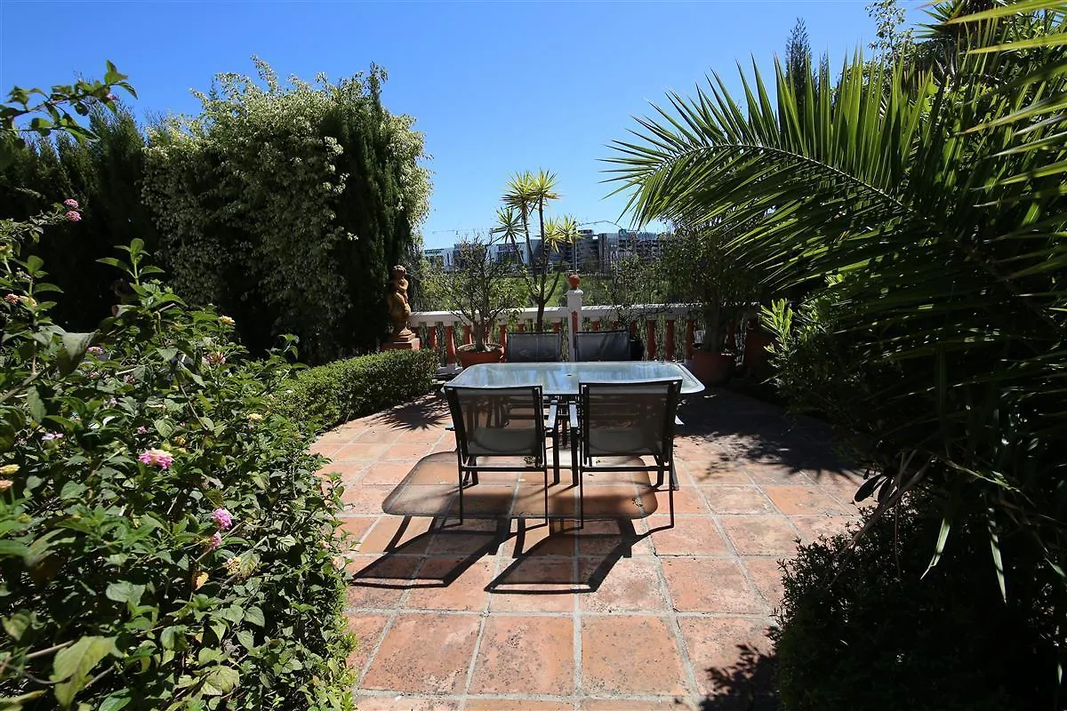 Villa Villakol Marbella 0*,  Spain